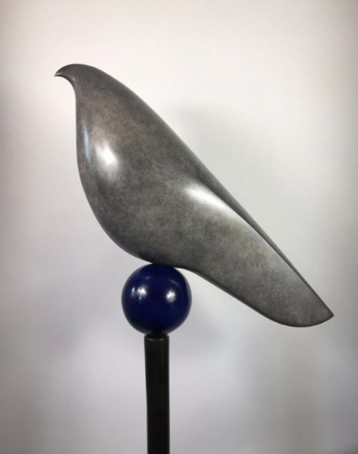Aderyn (bird on stand)