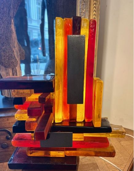 Brutalist glass plate lamp